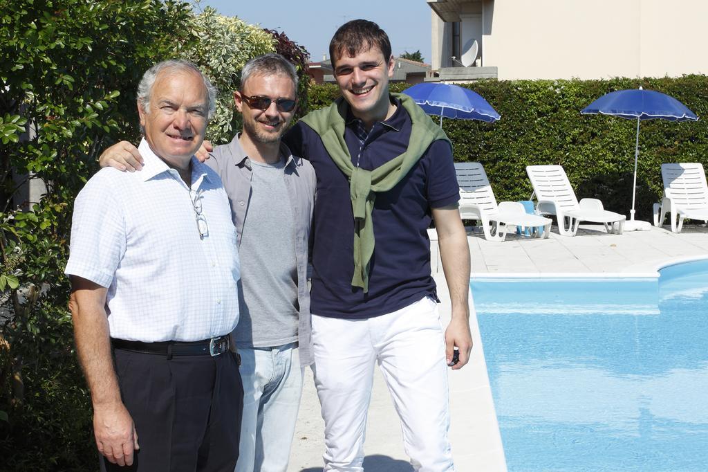 Residence Spiaggia D'Oro Desenzano del Garda Buitenkant foto
